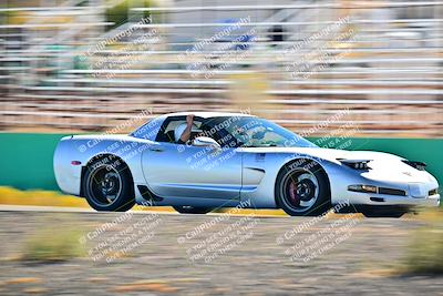 media/Oct-18-2025-Extreme Speed (Sat) [[d6d7e1fef1]]/Red-Green/